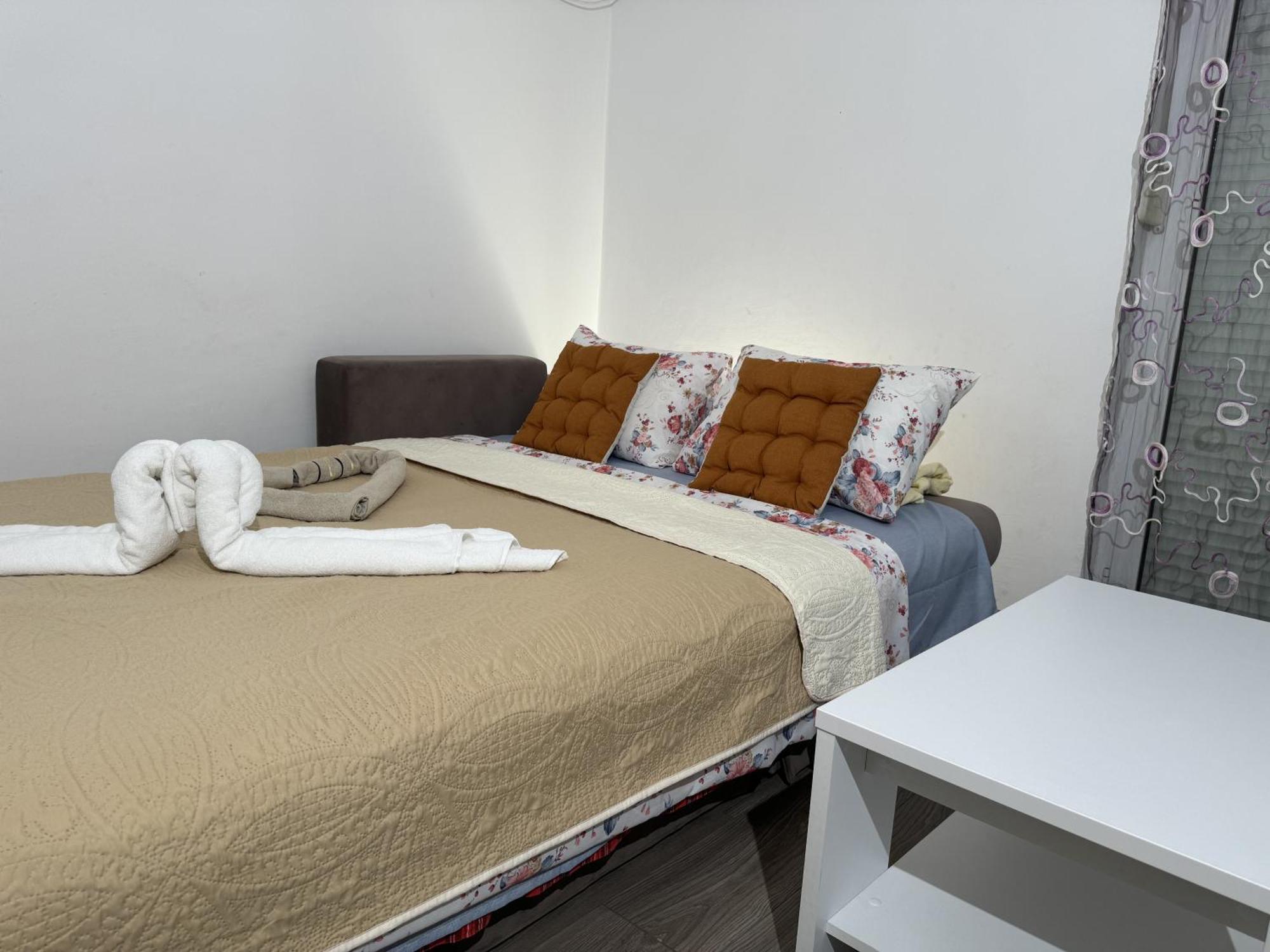 Villa Happy Family!!! Prijevor Екстер'єр фото